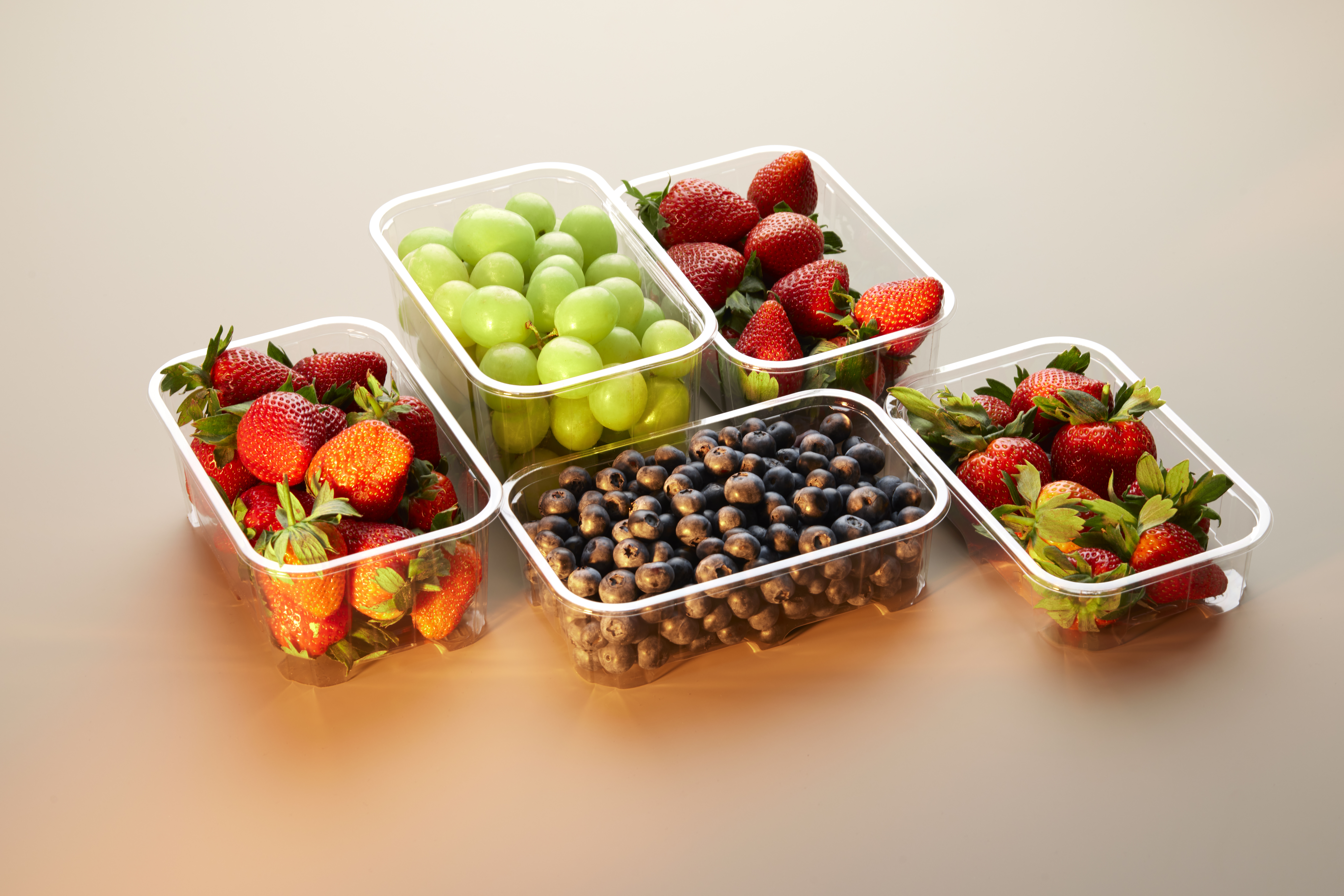 APET_Transparent_Blueberry_Grapes_and_Strawberry_Fresh fruit(2)